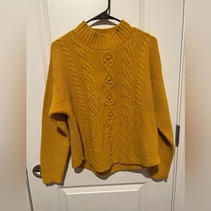 Gold sweater shirt Girls size 14/16 XL